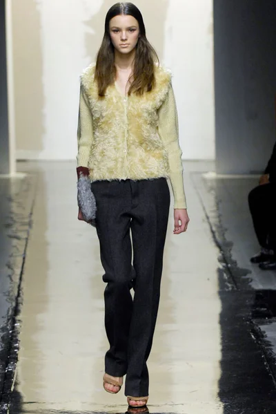 Look 4
